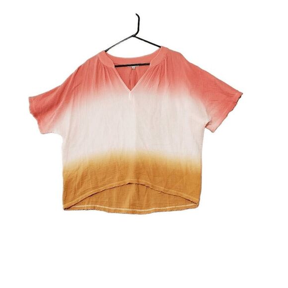 Fate Tops - Fate Women's Short Sleeve Raw Hem V-Neck Pullover Cotton Ombre Shirt